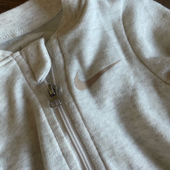 NWT Nike Onsie 3 Months - Picture 2 of 3